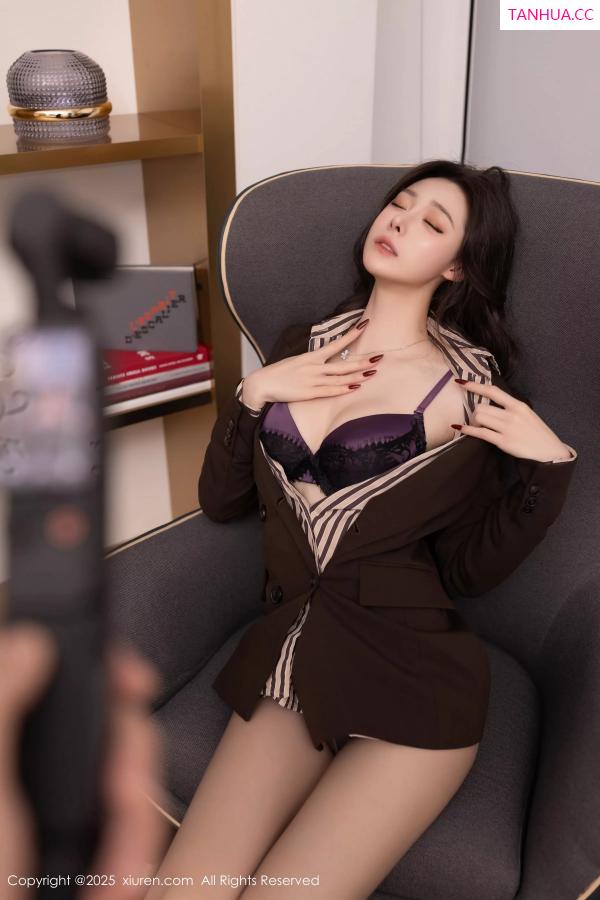 逗逗DouDou  [XiuRen]高清写真图 2025.04.25 No.10202 小逗逗 明艳动人第39张图片